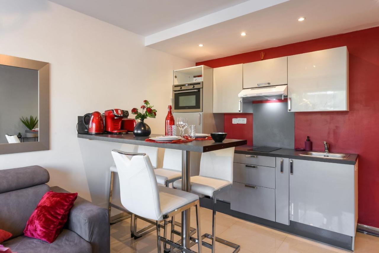 Au Nom De La Rose - Casa Vostra - Caution 800 Eur & Id Requises - Annemasse Apartamento Exterior foto